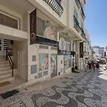 Familiar Old Town