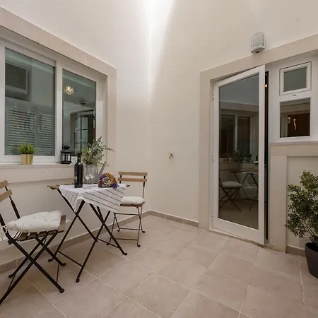 Familiar Old Town Appartement